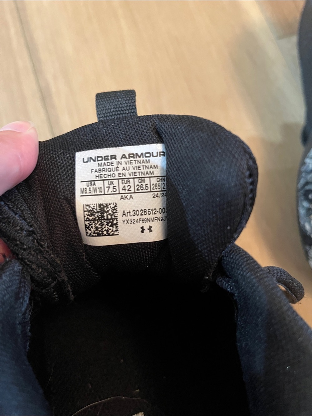 UA Lockdown 7 Unisex Basketball Shoes - Picture 6 of 6
